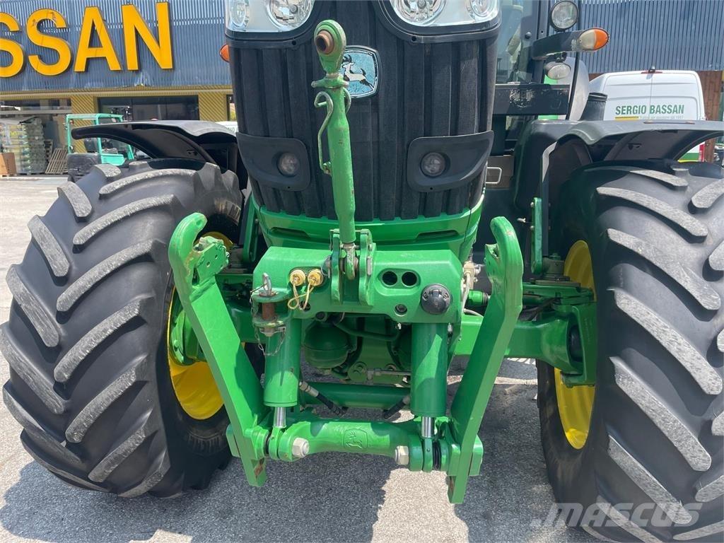 John Deere 6190 R Traktorit