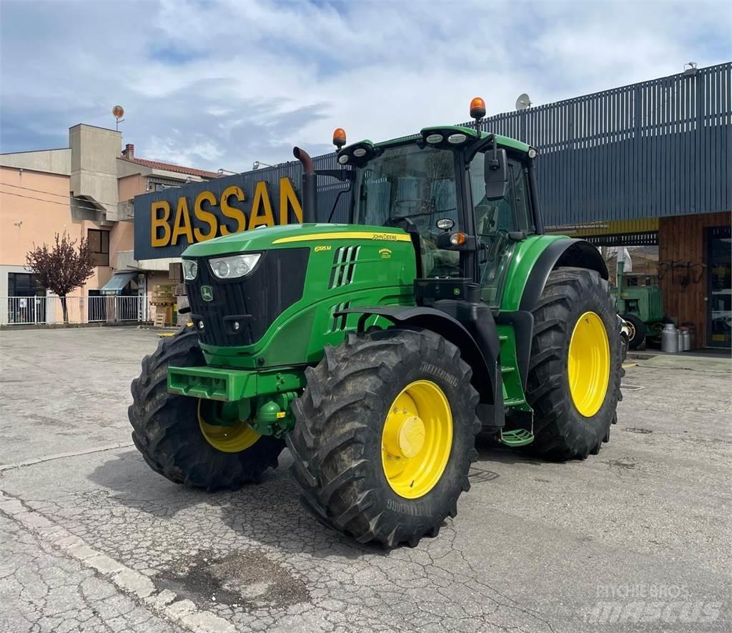 John Deere 6195 M Traktorit