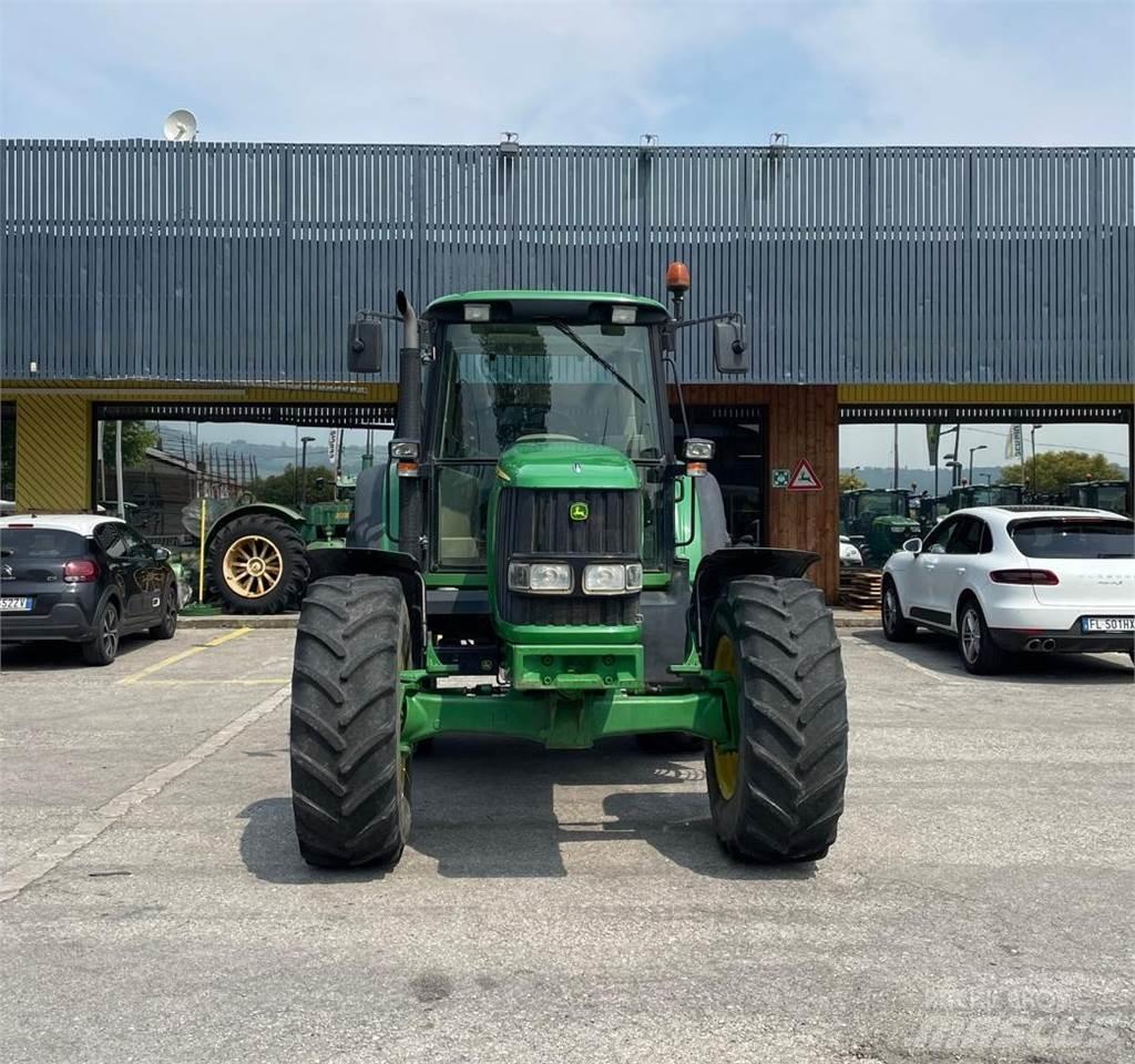John Deere 6520 SE Traktorit