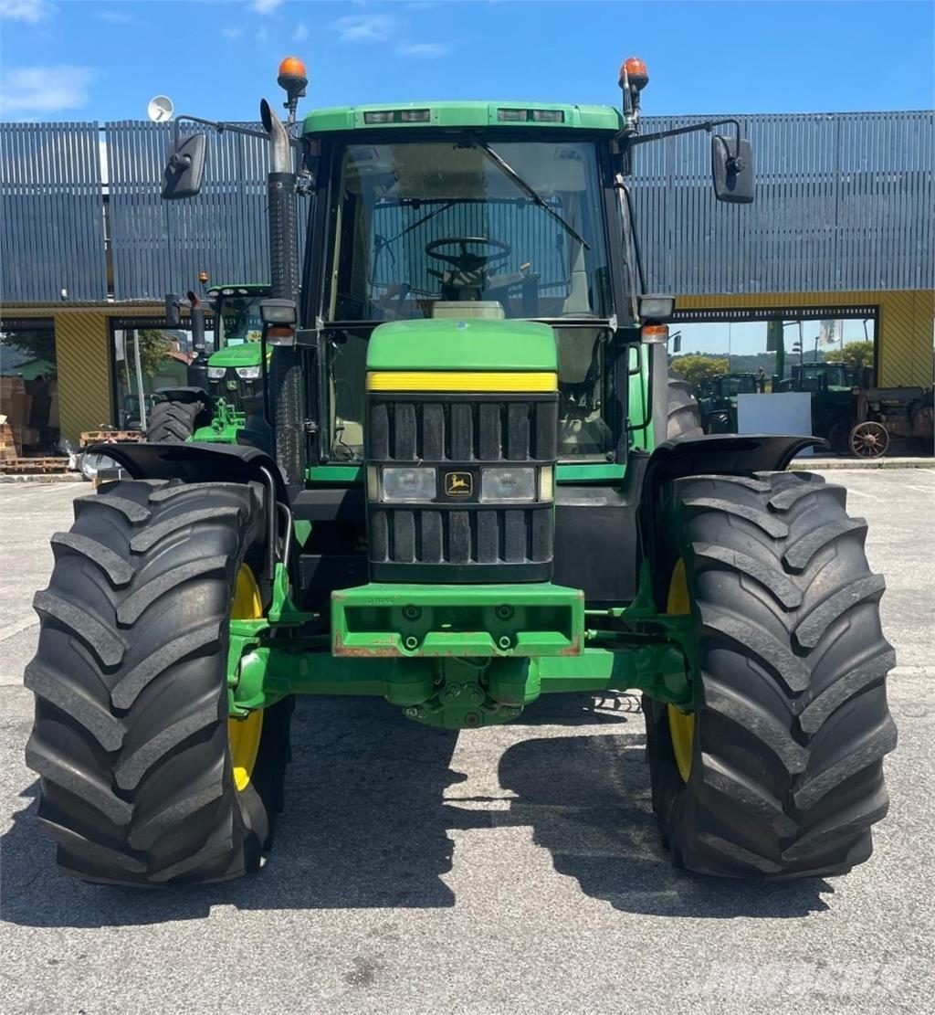 John Deere 6810 Traktorit