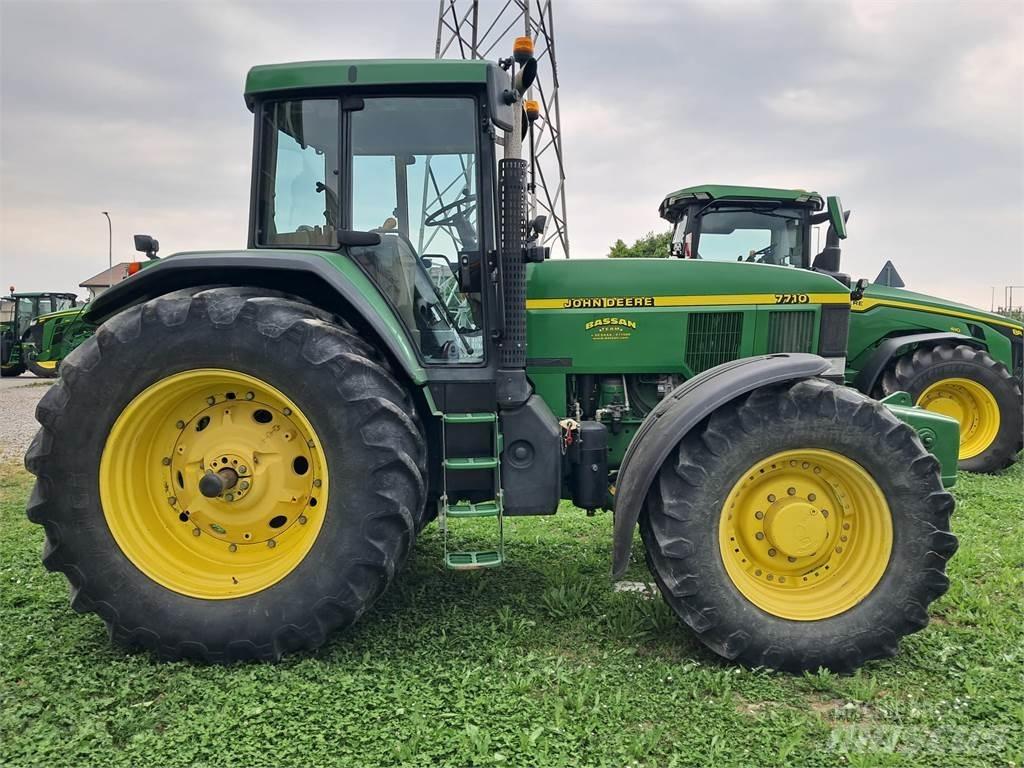 John Deere 7710 Traktorit