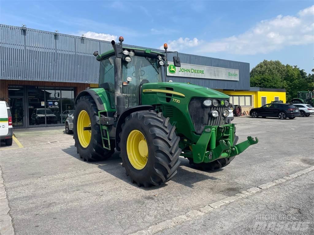 John Deere 7730 Traktorit