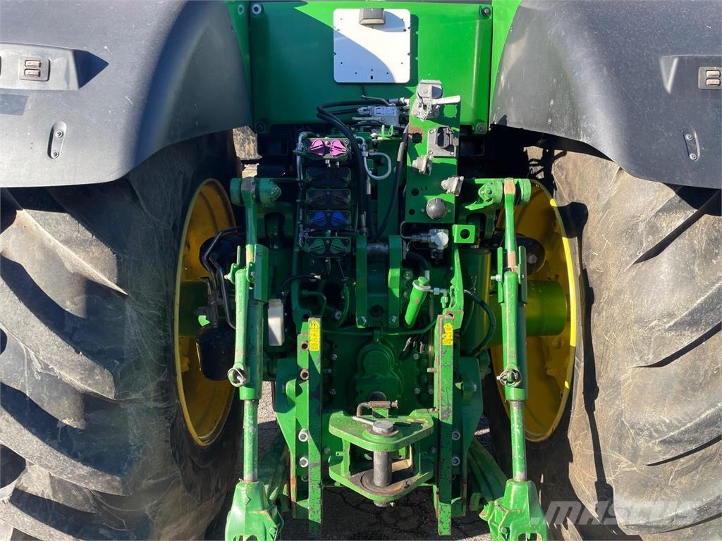 John Deere 8370 R Traktorit