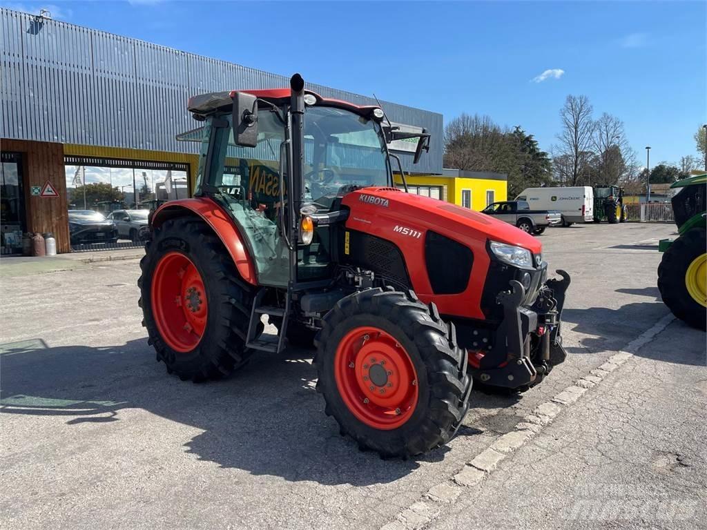 Kubota 5111 M Traktorit