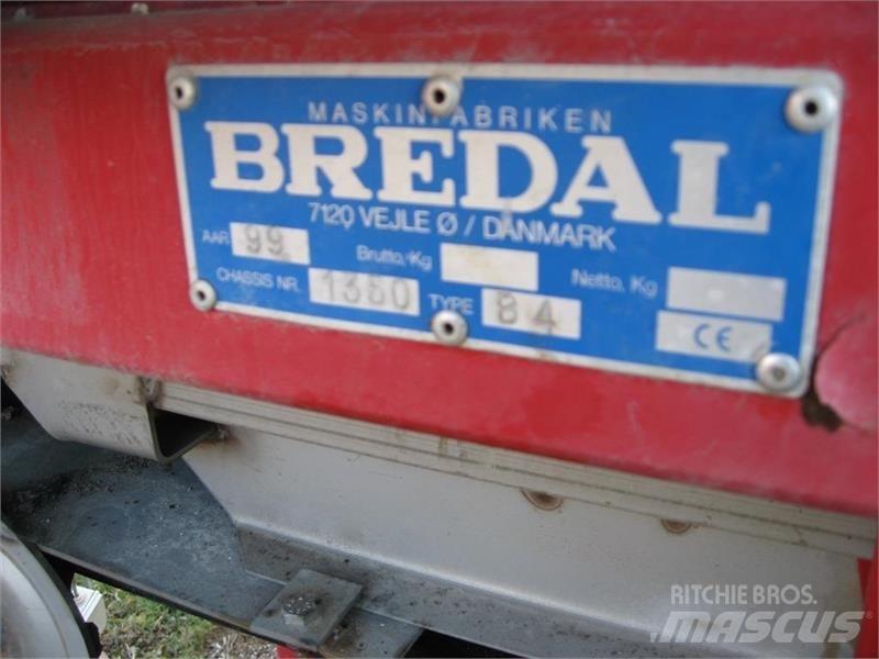 Bredal B 4 Lannoitteenlevittimet