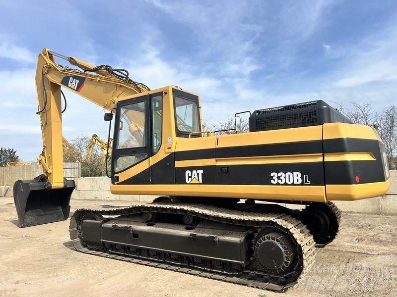 CAT 330. Telakaivukoneet