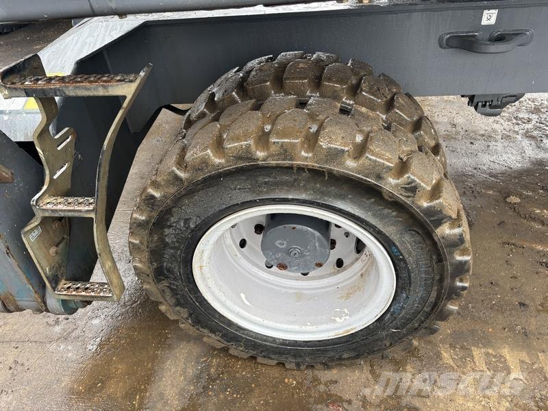 Fuchs MHL320 Muut materiaalinkäsittelykoneet