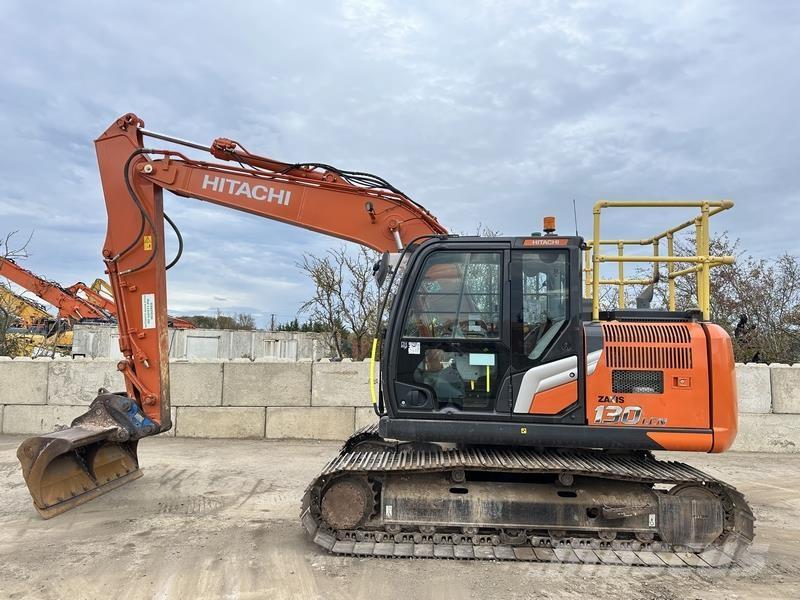 Hitachi ZX130 Telakaivukoneet