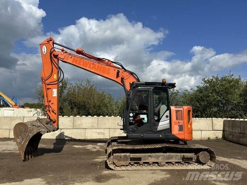 Hitachi ZX135 Telakaivukoneet
