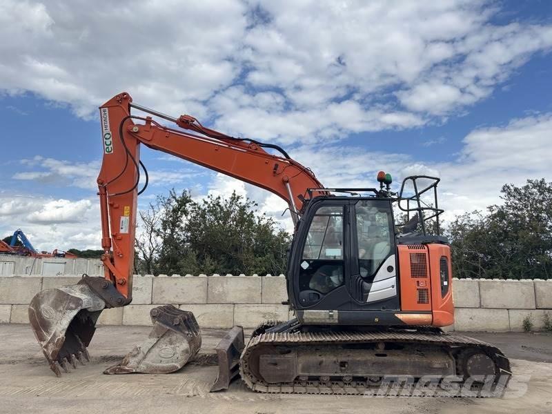 Hitachi ZX135 US-6 Telakaivukoneet