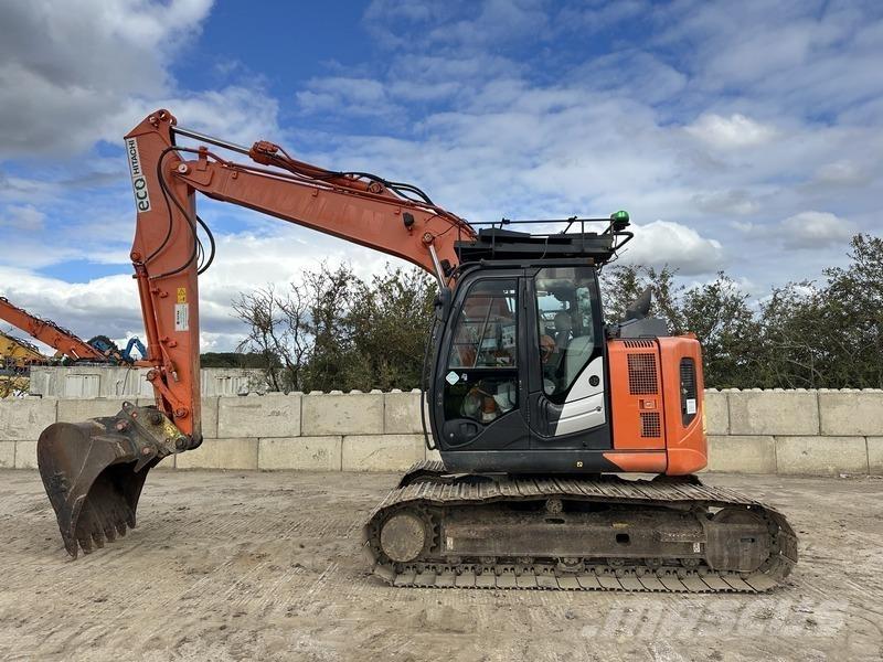Hitachi ZX135 US-6 Telakaivukoneet