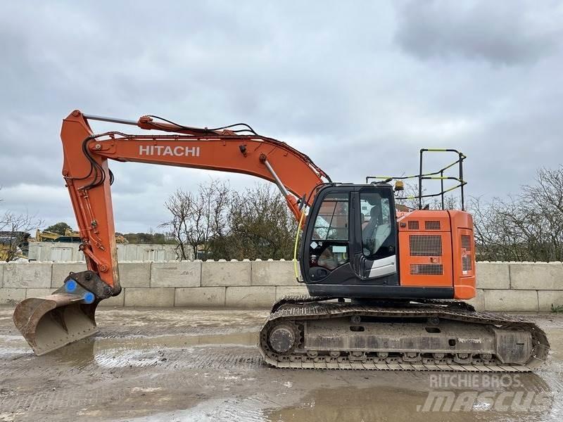 Hitachi ZX225USLC-6 Telakaivukoneet