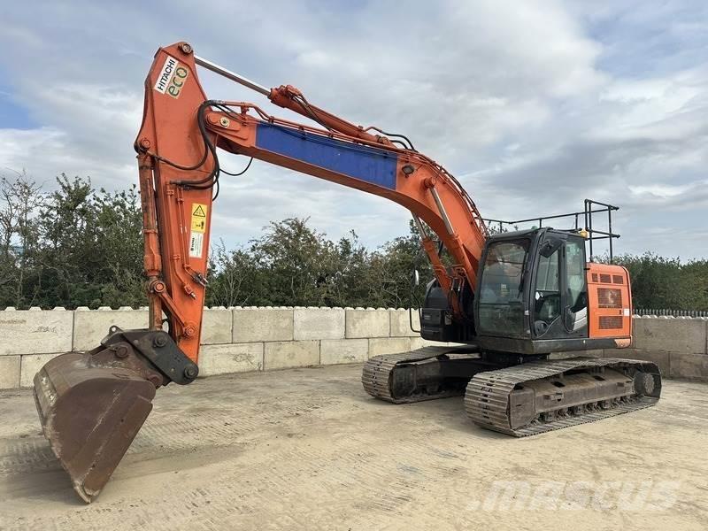 Hitachi ZX225USRLC-6 Telakaivukoneet