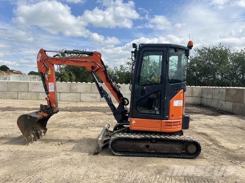 Hitachi ZX26U-5A CR Minikaivukoneet < 7t