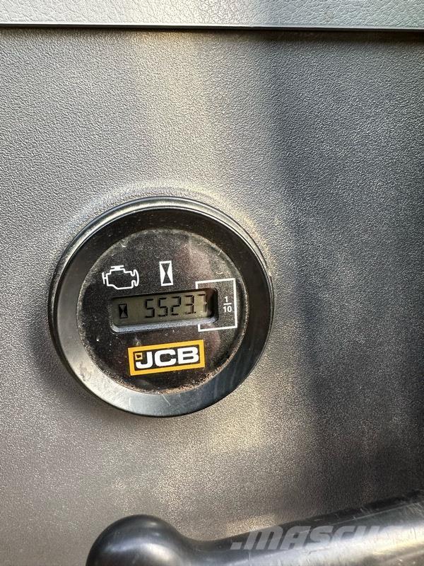 JCB 220X L 4F Telakaivukoneet