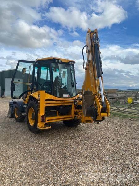 JCB 3CX Sitemaster Kaivurikuormaajat