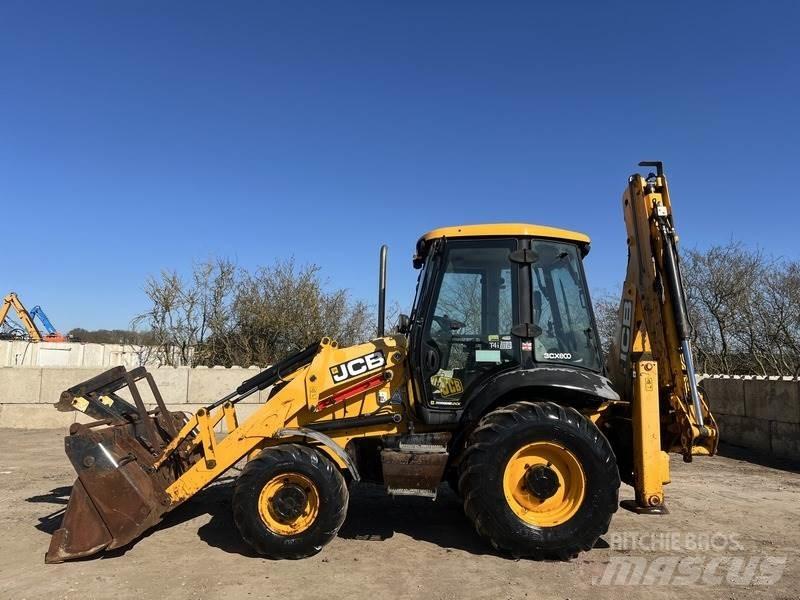 JCB 3CX Sitemaster Kaivurikuormaajat