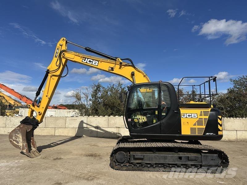 JCB JS131 LC Telakaivukoneet