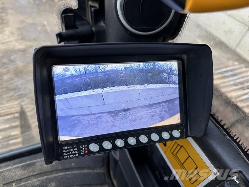 JCB JS370 LC T4 Telakaivukoneet