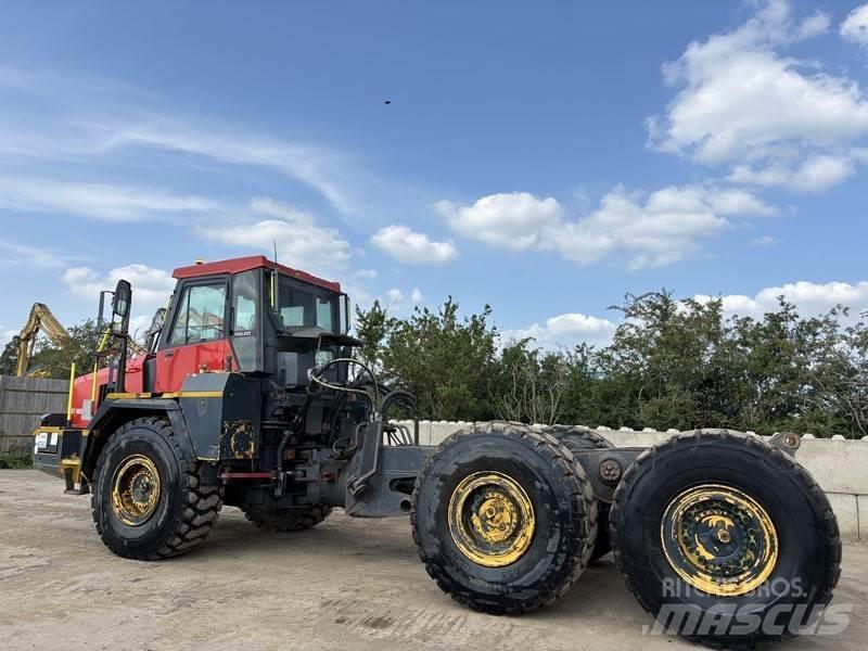 Komatsu HM300-1 Dumpperit
