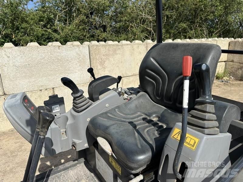 Kubota KX015-4 Minikaivukoneet < 7t