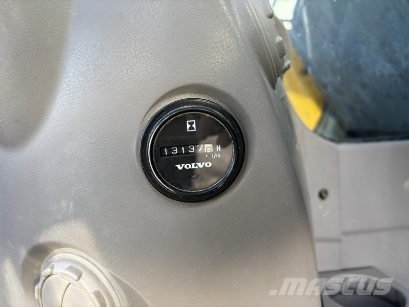 Volvo ECR235 DL Telakaivukoneet