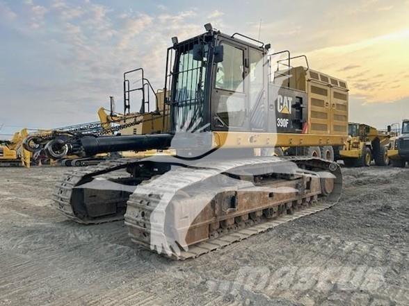 CAT 390FL Telakaivukoneet