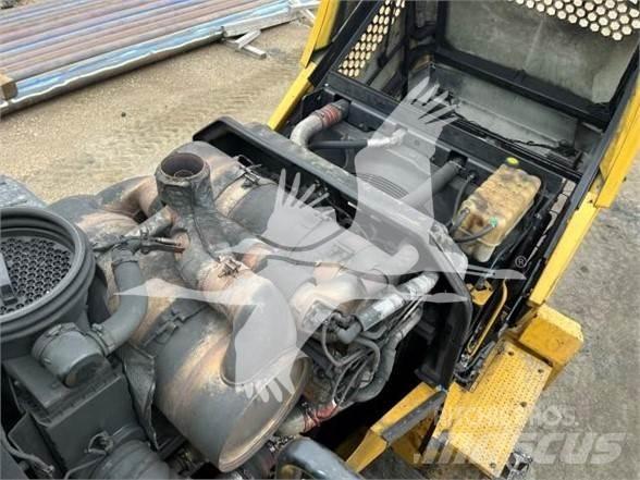 CAT 980M Pyöräkuormaajat