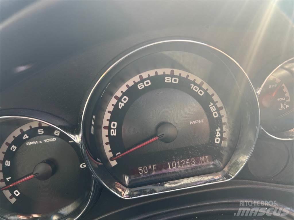 Pontiac G6 Henkilöautot