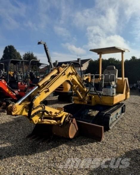 Komatsu PC20 Minikaivukoneet < 7t
