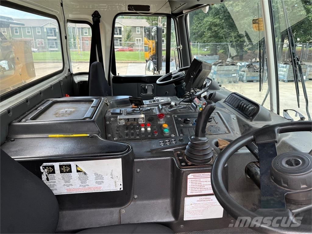  AUT XPEDITOR Muut kuorma-autot
