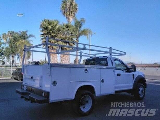 Ford F550 UTILITY BO Umpikorikuorma-autot