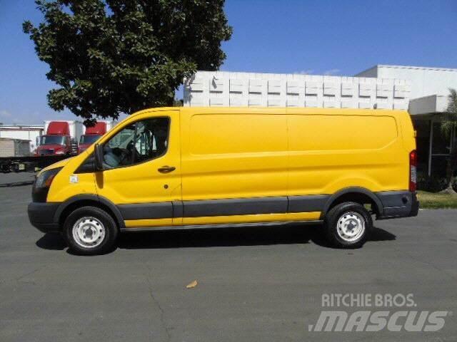 Ford TRANSIT 250 CAR Umpikorikuorma-autot