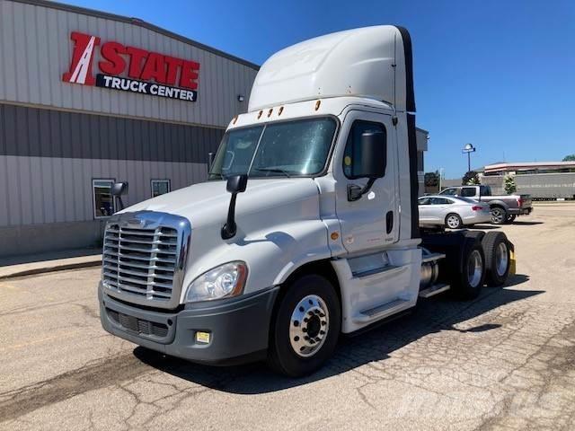 Freightliner Cascadia Vetopöytäautot