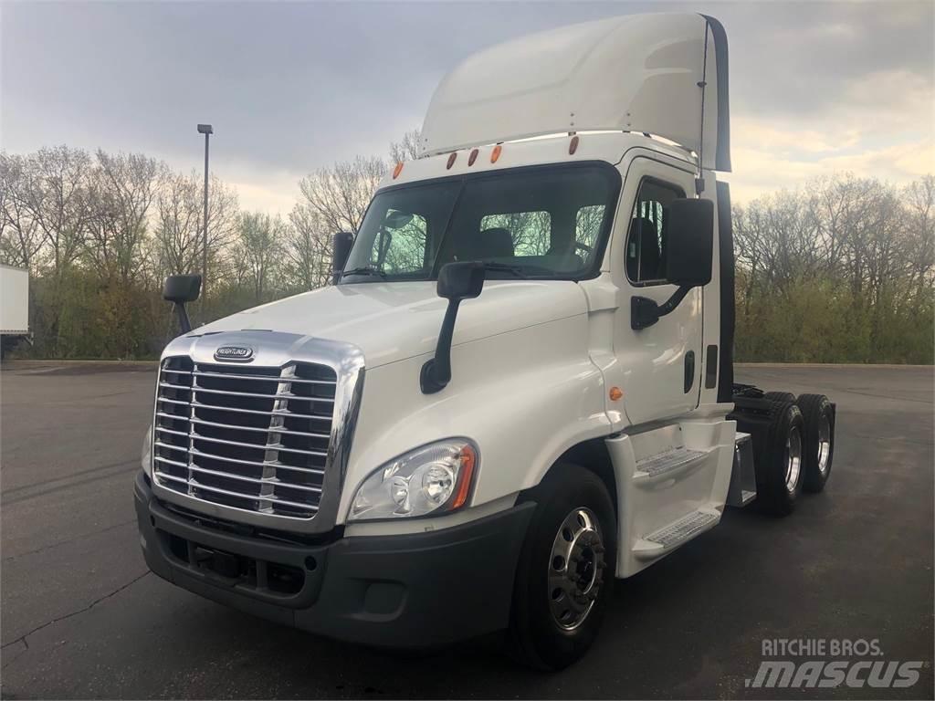 Freightliner Cascadia Vetopöytäautot