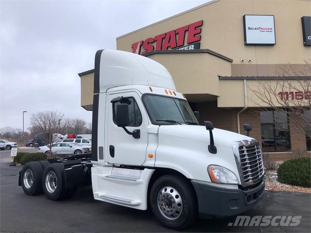 Freightliner Cascadia Vetopöytäautot