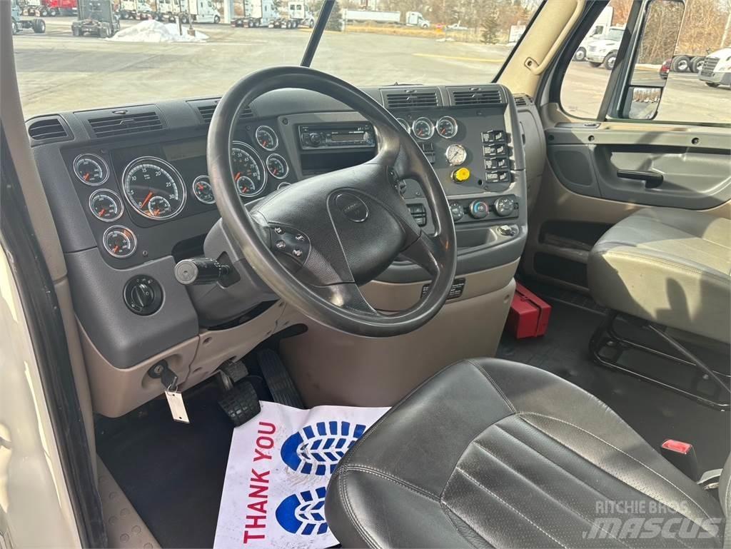 Freightliner Cascadia Vetopöytäautot