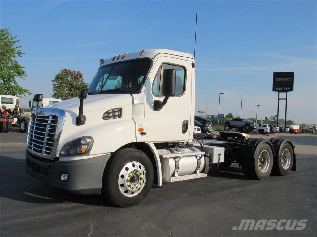 Freightliner Cascadia Vetopöytäautot