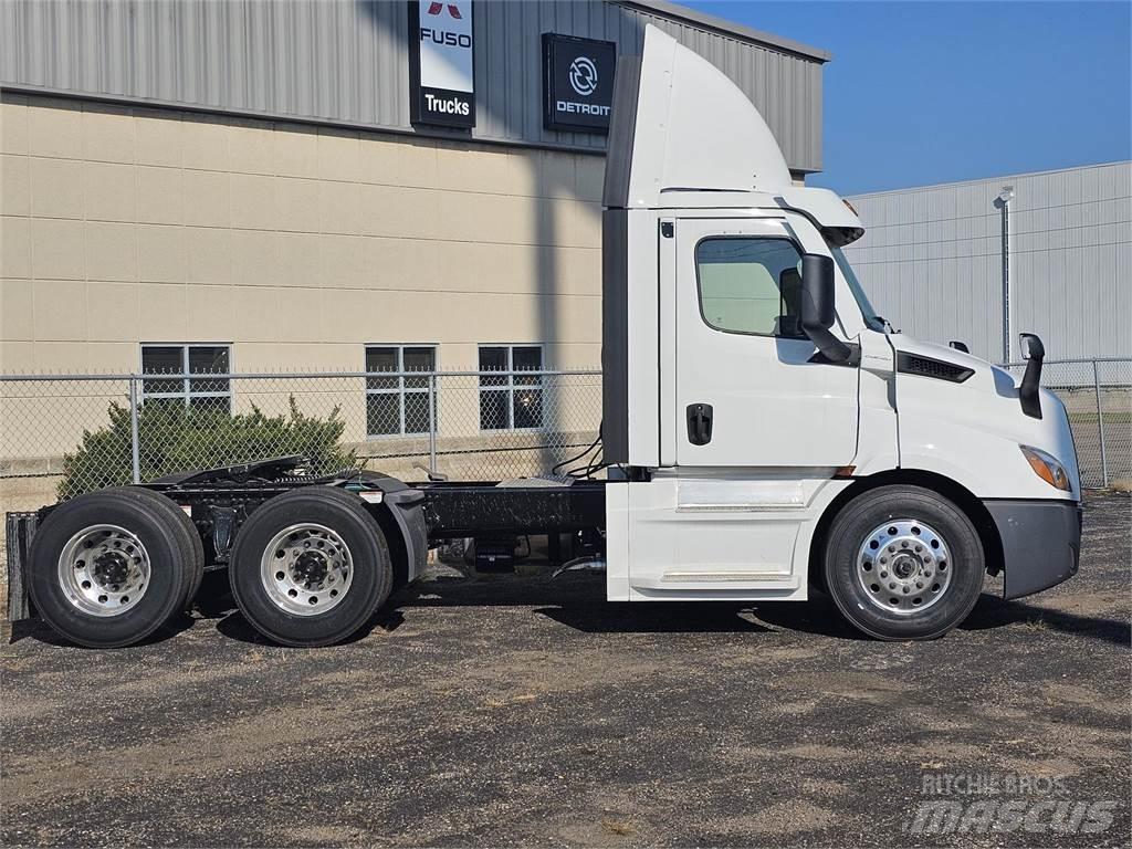 Freightliner PE116 Vetopöytäautot