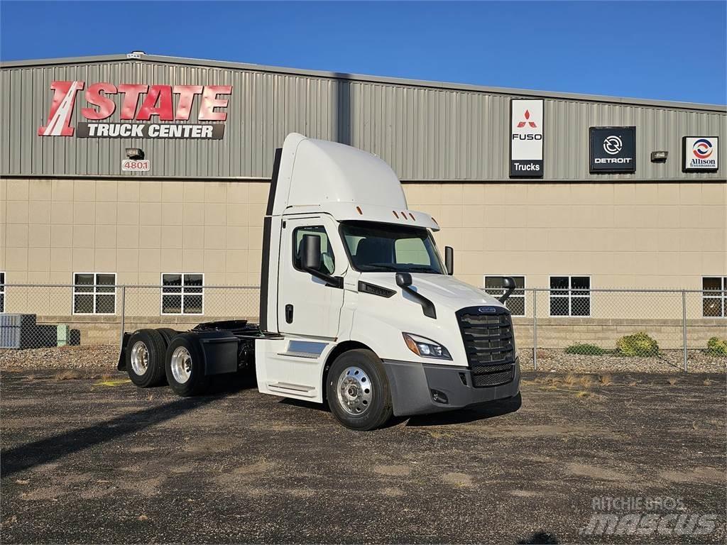 Freightliner PE116DC Vetopöytäautot