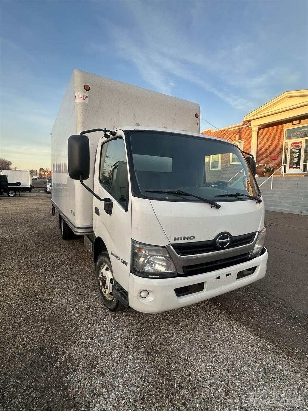 Hino 155 Umpikorikuorma-autot