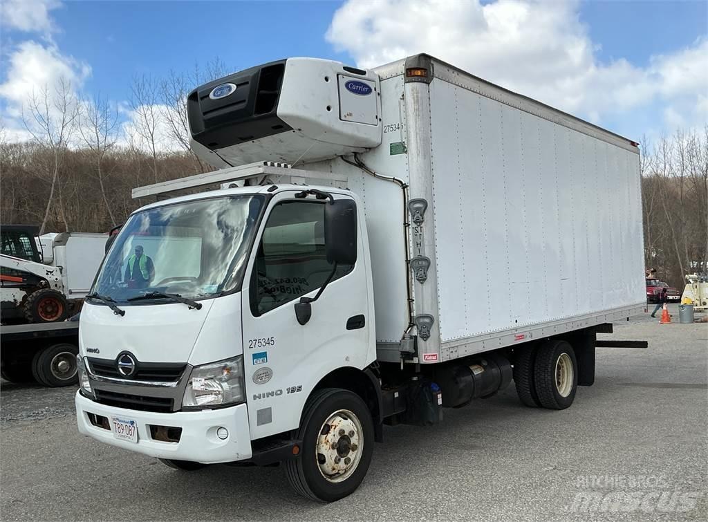 Hino 195 Umpikorikuorma-autot