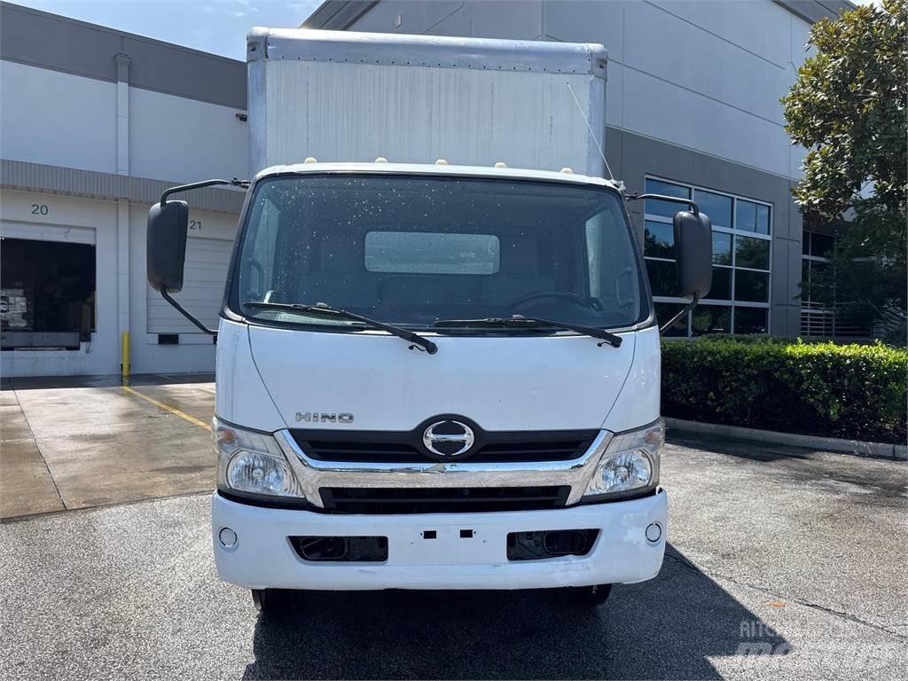 Hino 195 Umpikorikuorma-autot