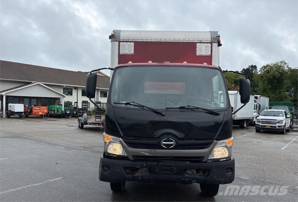 Hino 195 Umpikorikuorma-autot