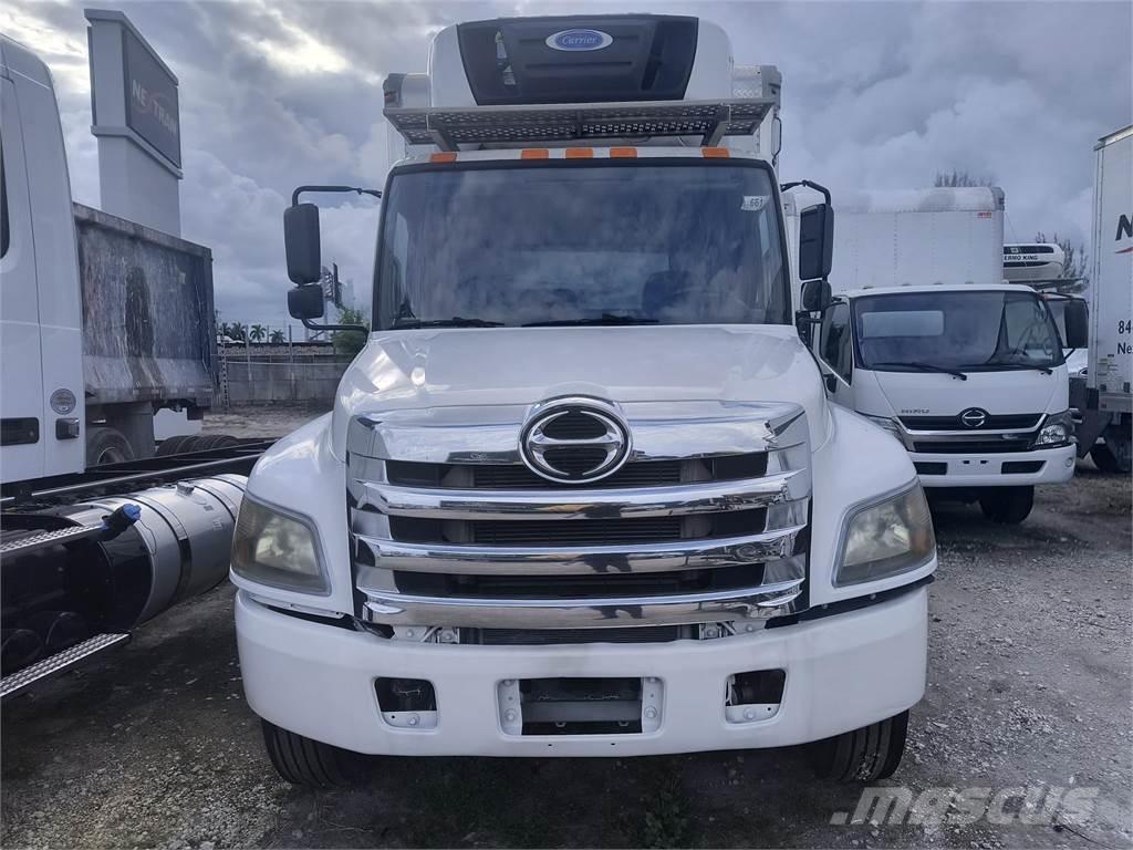 Hino 268 Umpikorikuorma-autot