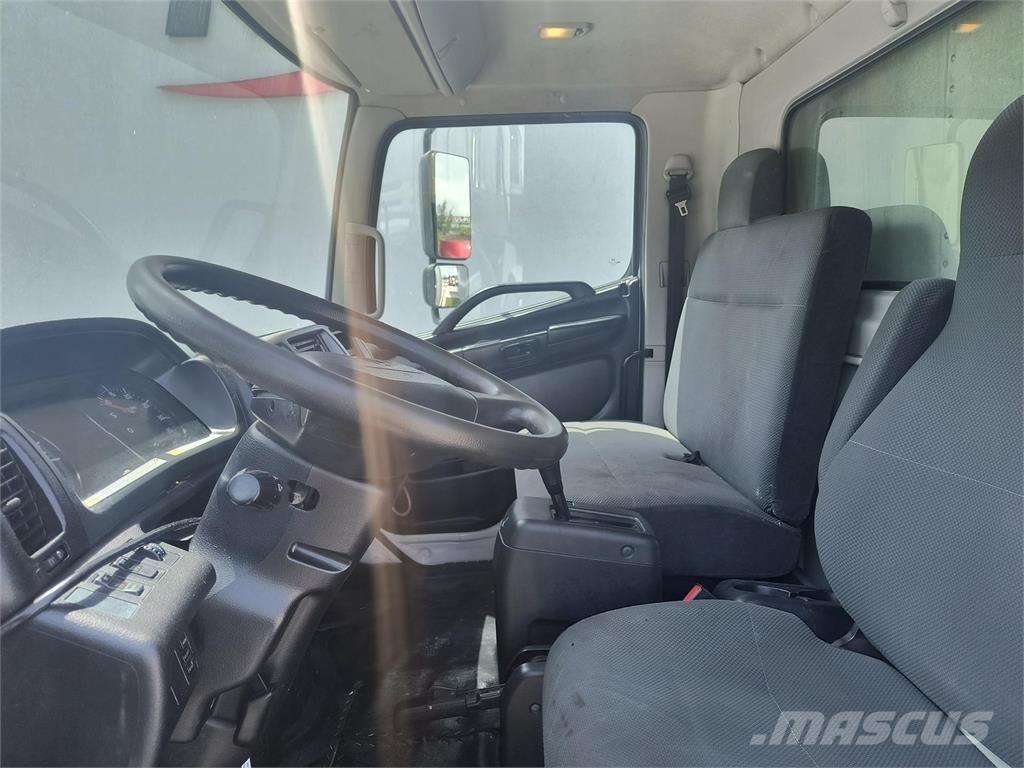 Hino 268 Umpikorikuorma-autot