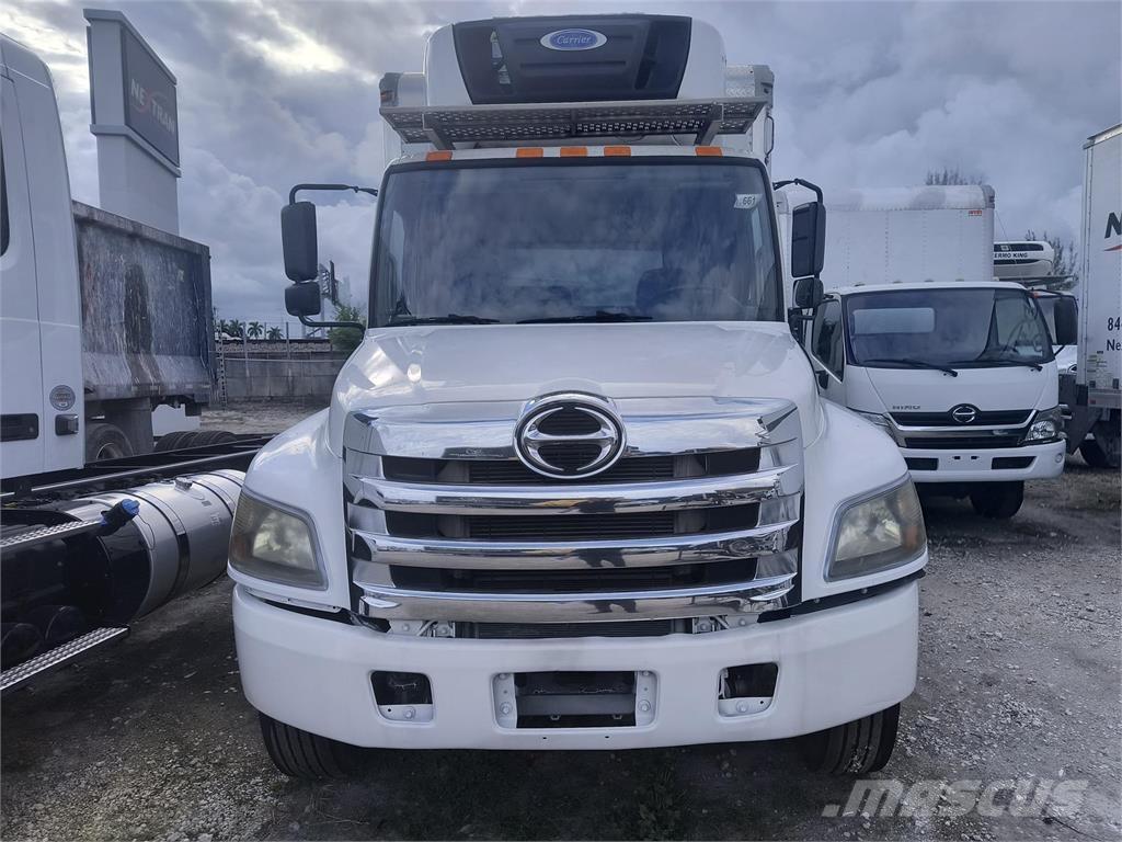 Hino 268 Umpikorikuorma-autot