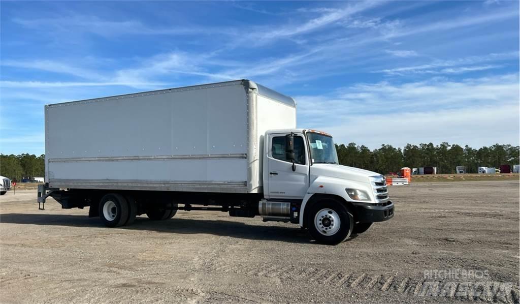 Hino 268A Umpikorikuorma-autot