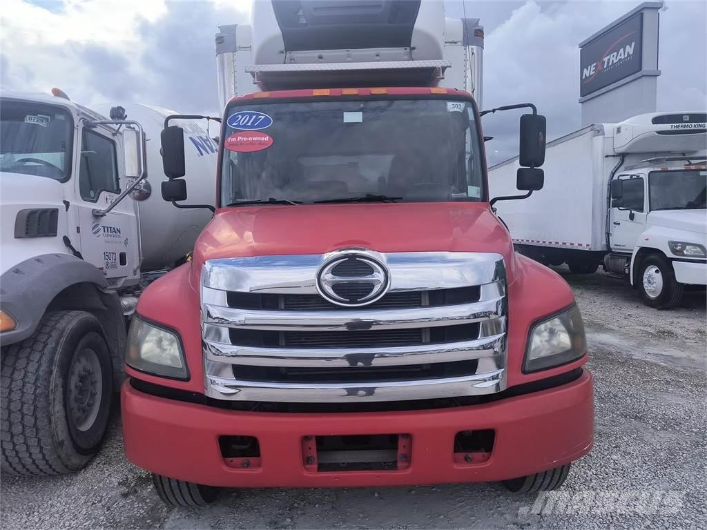 Hino 268A Umpikorikuorma-autot