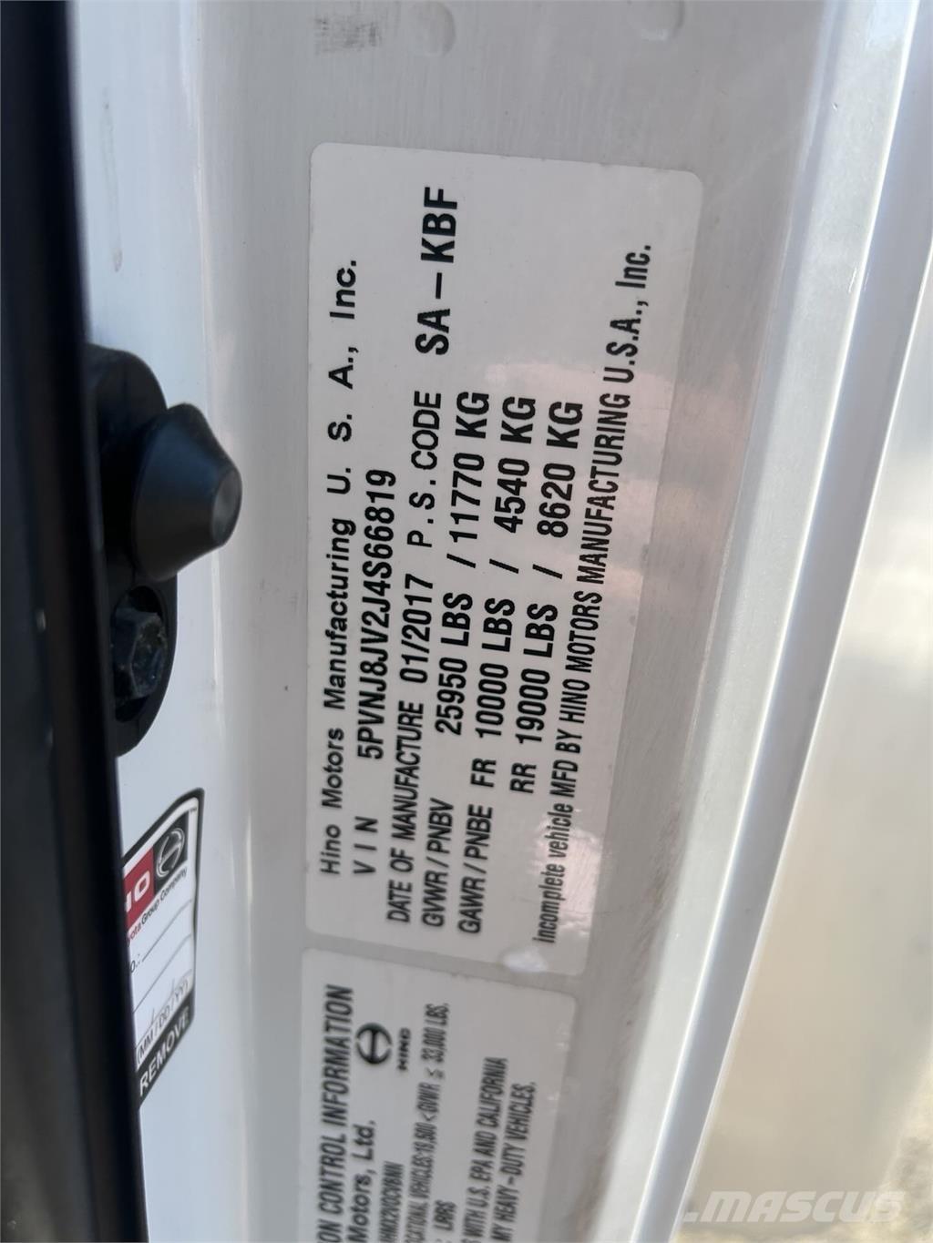 Hino 268A Umpikorikuorma-autot